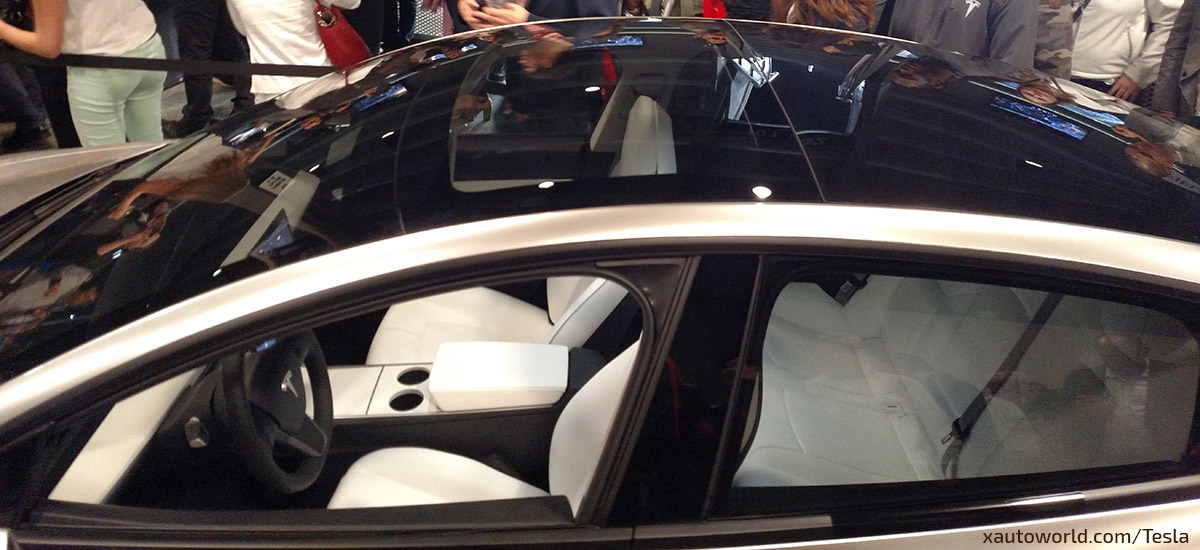 model-3-roof-tesla-party-featured.jpg