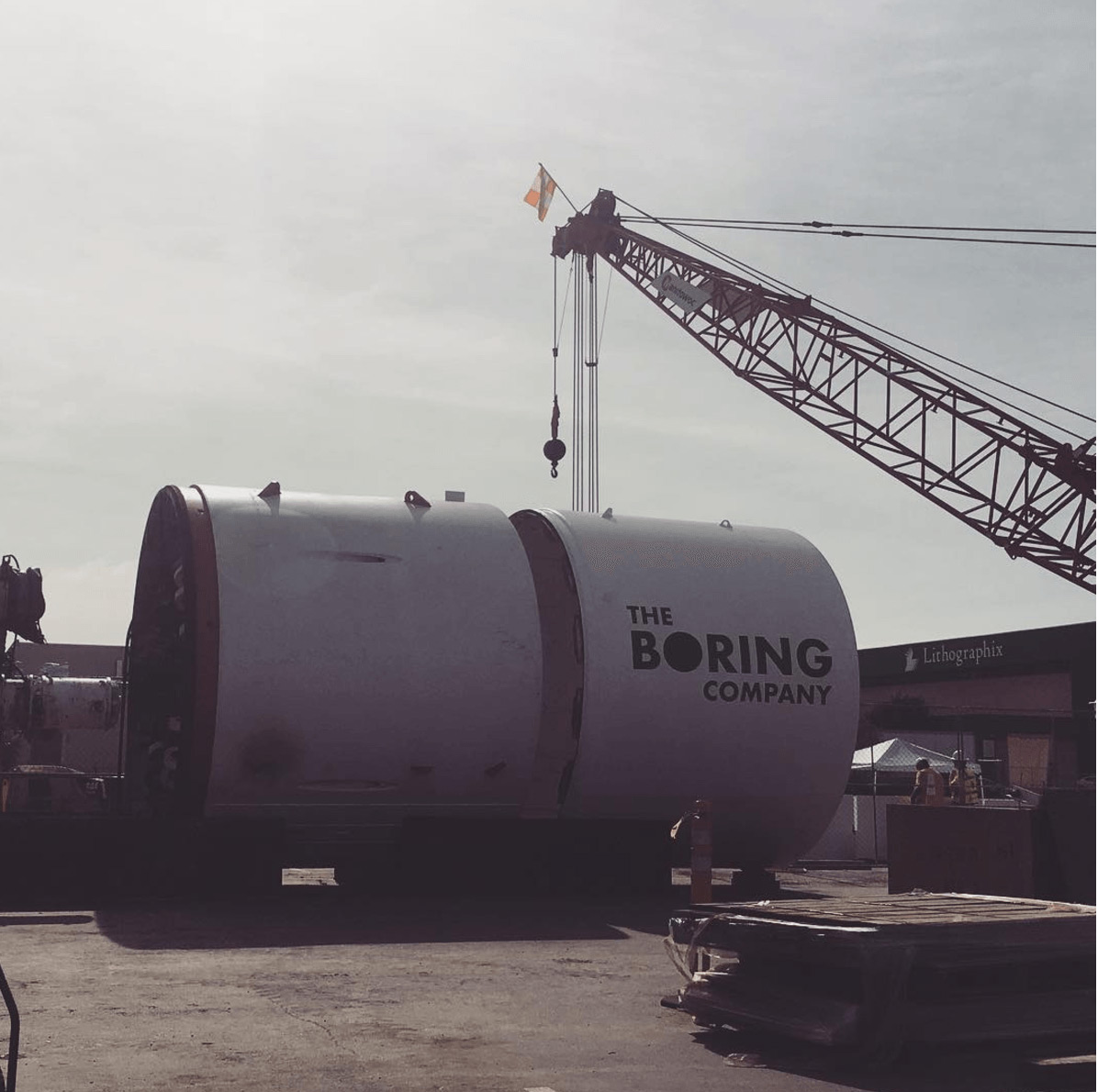 first-sighting-of-elon-musk-s-the-boring-company-s-boring-machine