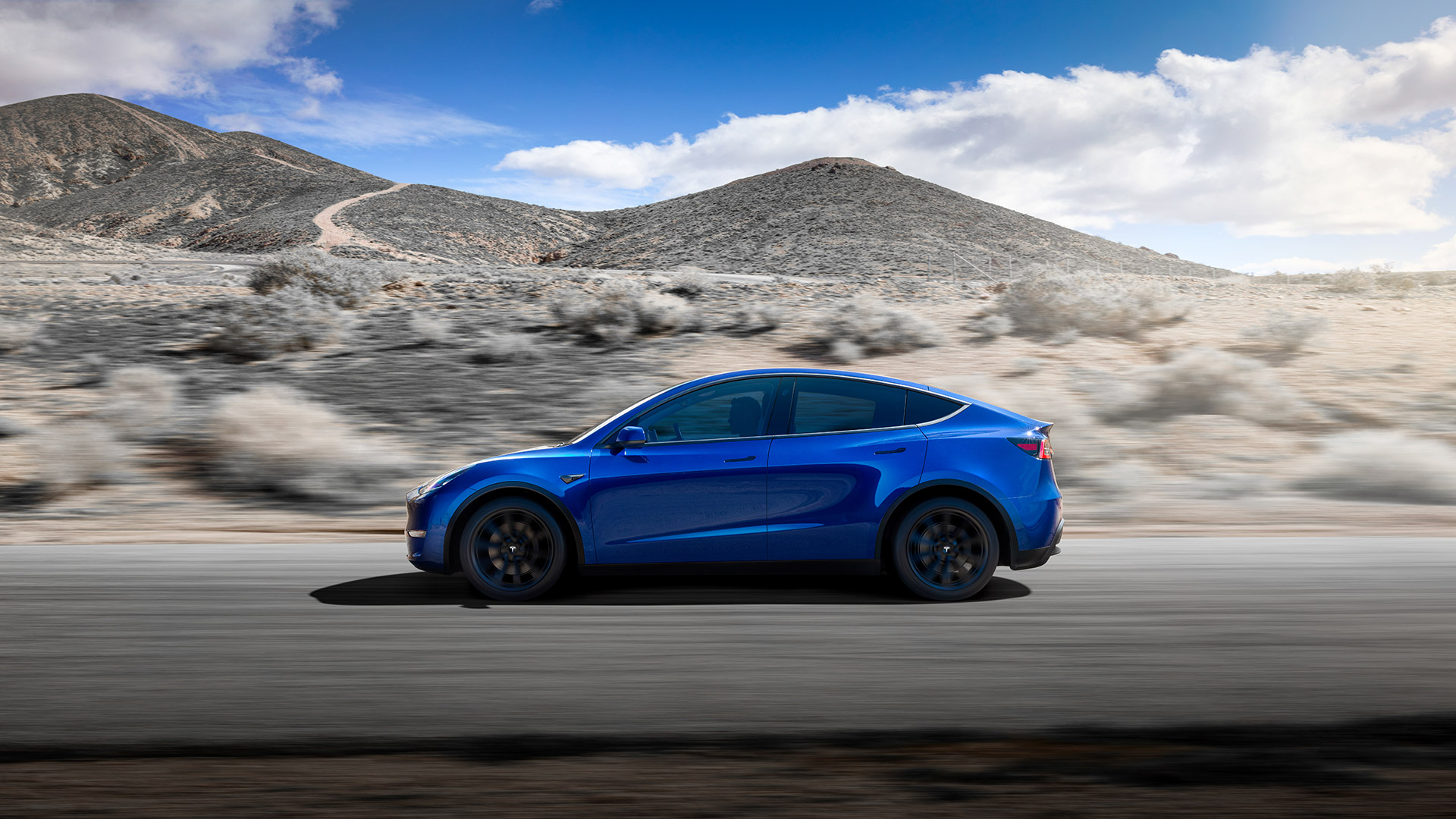 Elon Musk unveils the Tesla Model Y with 230 to 300 miles of range