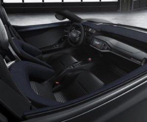 2017 Ford GT - Interior Light Speed