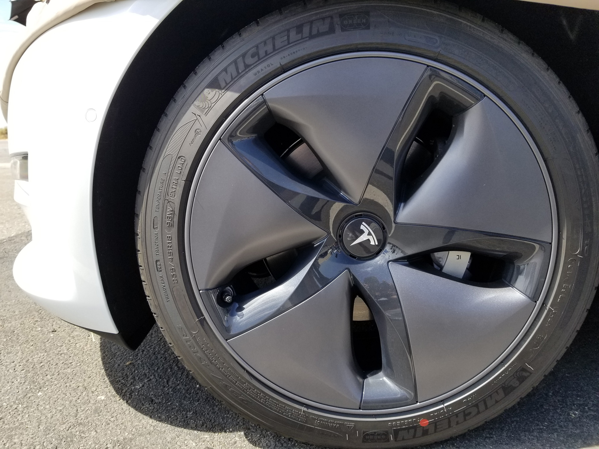 model 3 auto charge flap