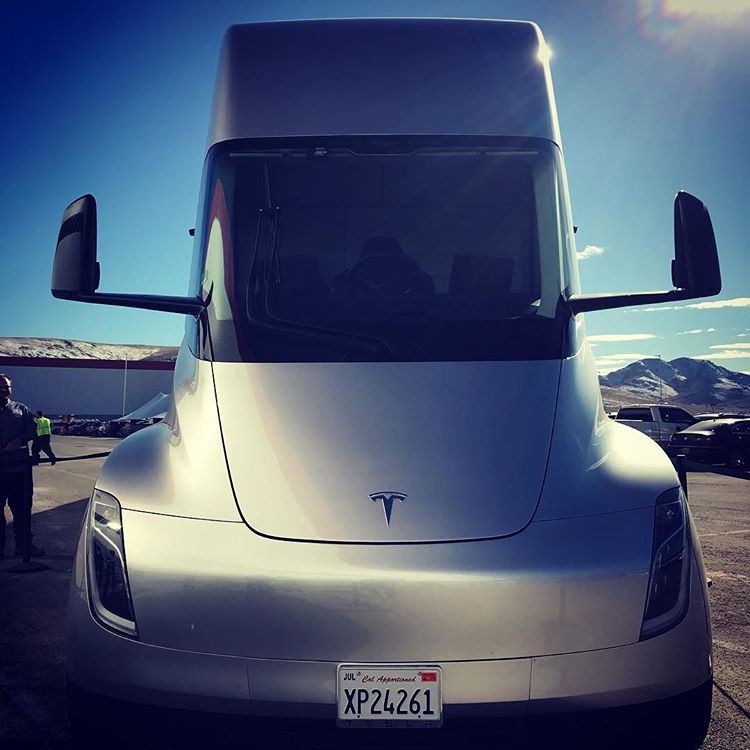 Tesla Semi Truck - via mattyplop @ Instagram