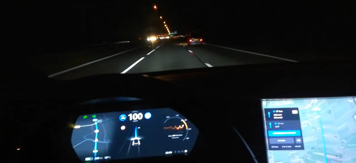 Tesla Model 3 in Mad Max Mode - Navigate on Autopilot