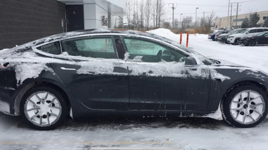 Tesla Model 3 in freezing cold weather