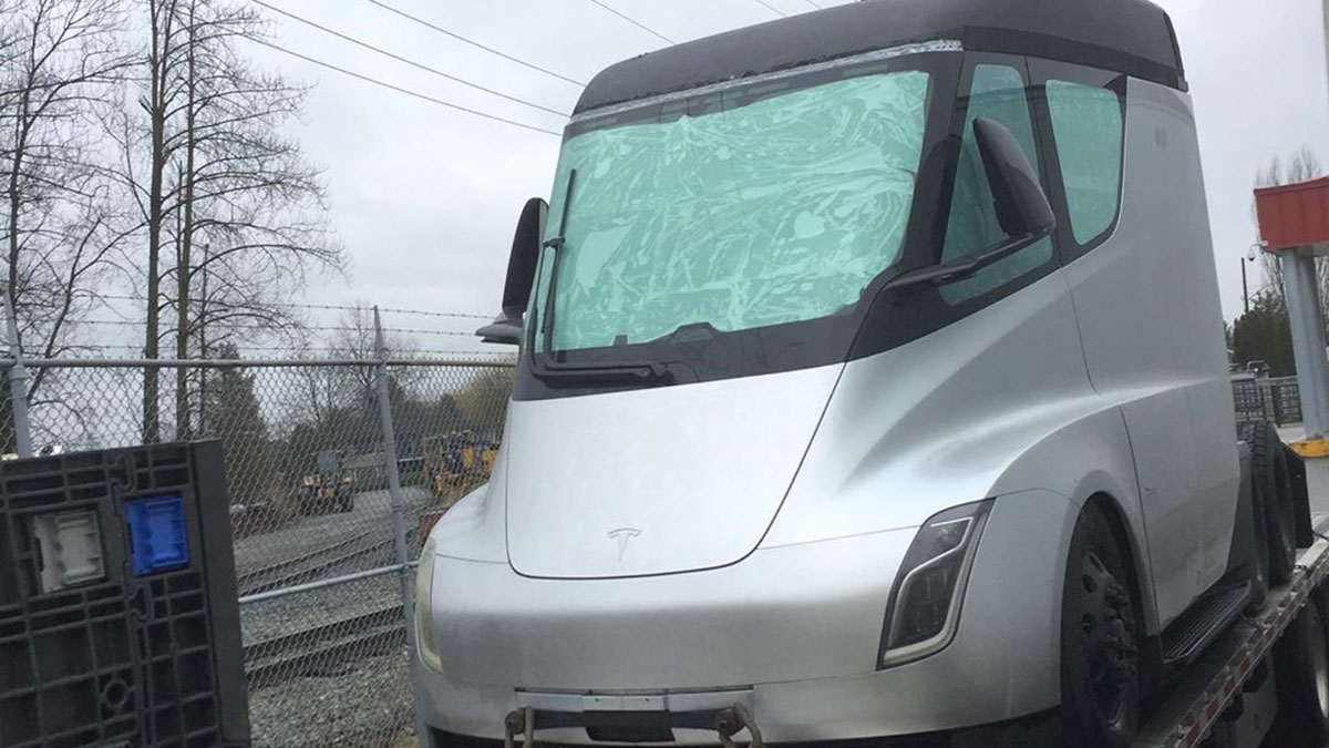Tesla Semi Truck spotted in Canada.